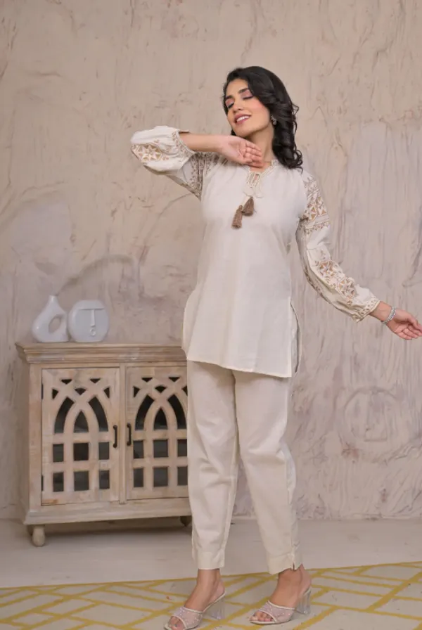 Nyra_Off_White_Cotton_Premium_Co-Ord_Set_For_Women