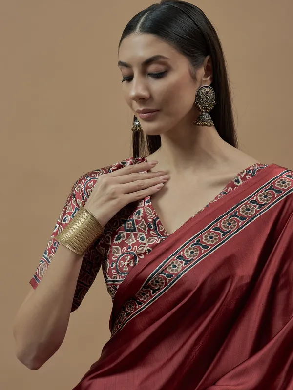 Mohar_Red_Modal_Gajji_Sartin_Premium_Saree_For_Women