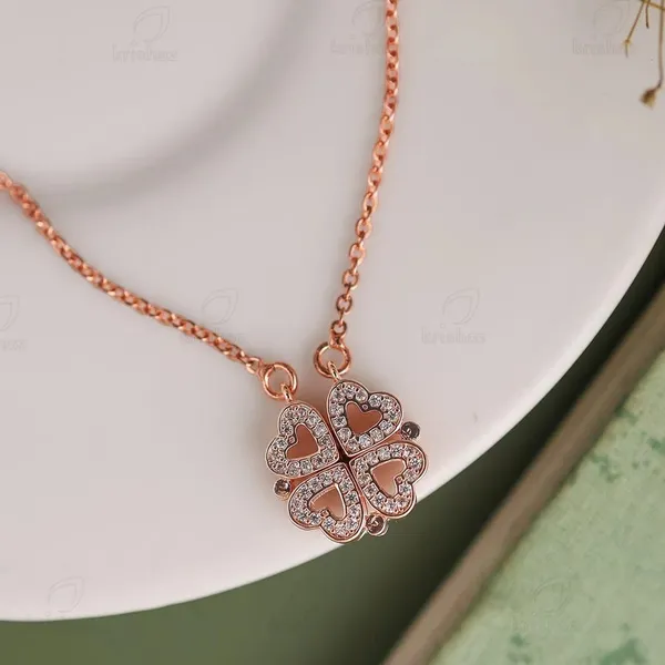 Rose_Gold_Brass_&_Copper_Pendant_Necklace_For_Women