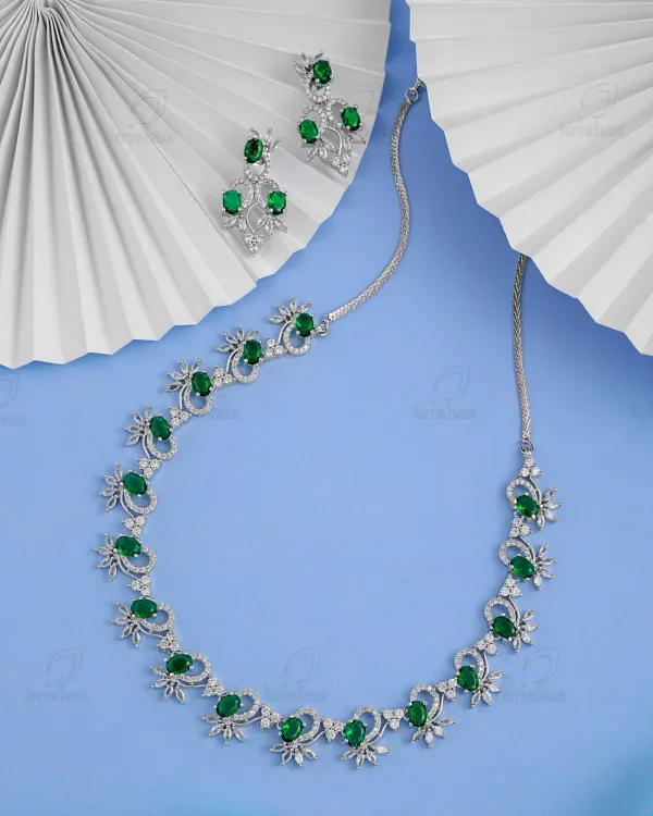 Green_Brass_&_Copper_Necklace_Set_For_Women