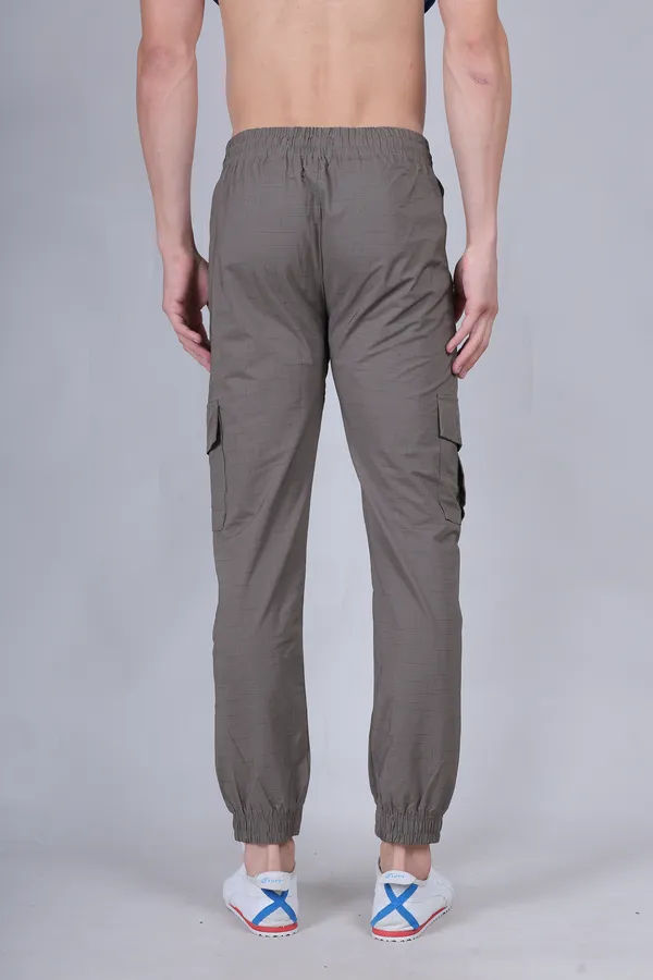Men_Solid_Relax_Fit_Cargo_Trackpants_Brown