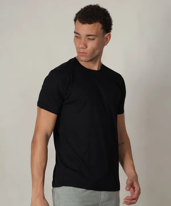 Black_Solid_Slim_Fit_Crew_Neck_T-Shirt_For_Men