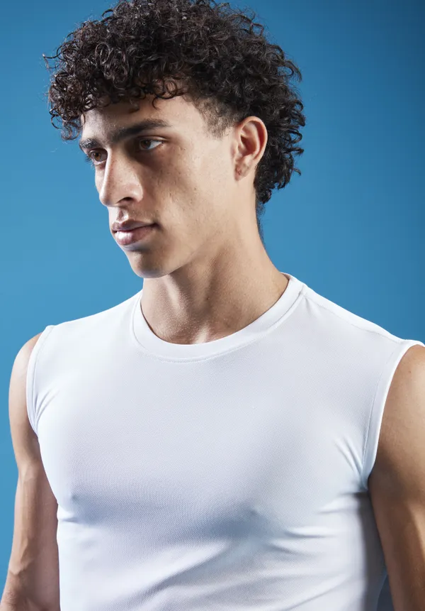 Men_Solid_Slim_Fit_Crew_Neck_Innerwear_Vest_Sando_White