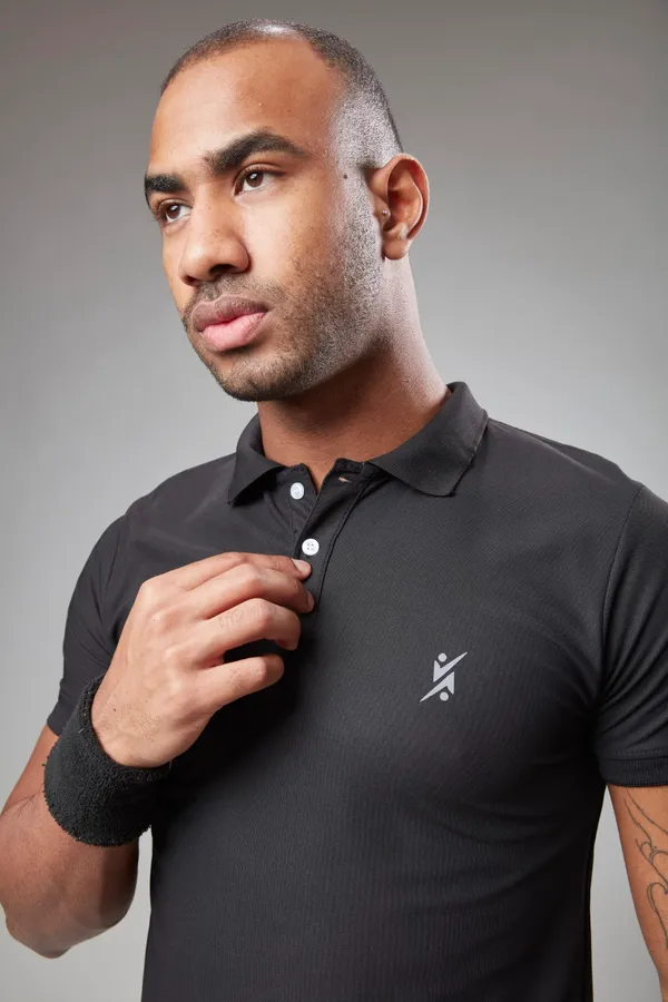 Black_Solid_Slim_Fit_Polo_T-Shirt_For_Men