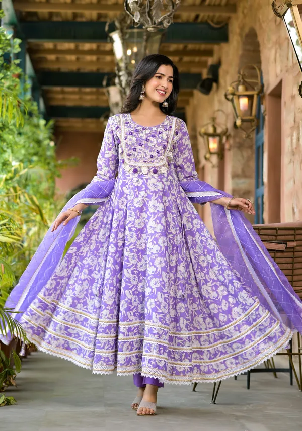 Purple_Cotton_Premium_And_Elegant_Kurta_Sets_For_Women