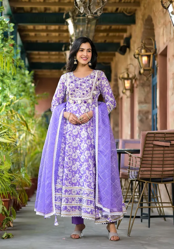 Purple_Cotton_Premium_And_Elegant_Kurta_Sets_For_Women