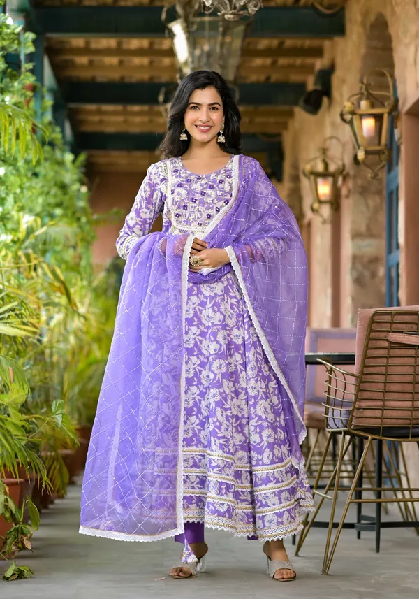 Purple_Cotton_Premium_And_Elegant_Kurta_Sets_For_Women