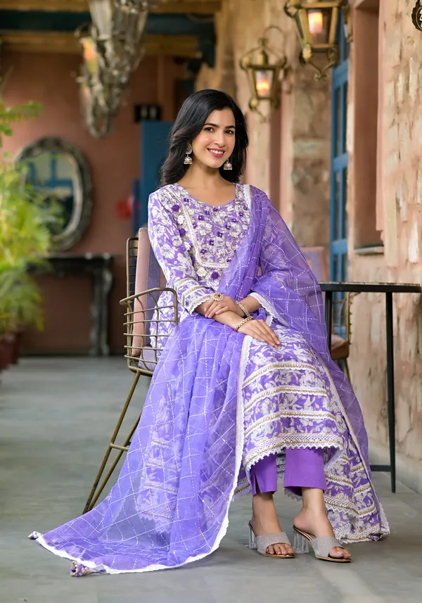 Purple_Cotton_Premium_And_Elegant_Kurta_Sets_For_Women