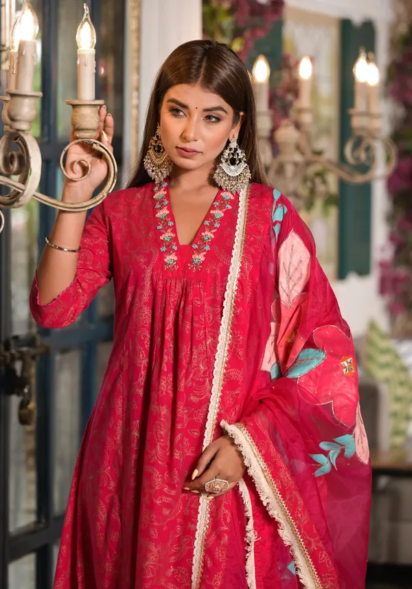 Maroon_Cotton_Premium_And_Elegant_Kurta_Sets_For_Women