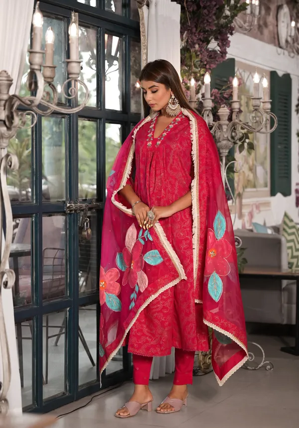 Maroon_Cotton_Premium_And_Elegant_Kurta_Sets_For_Women
