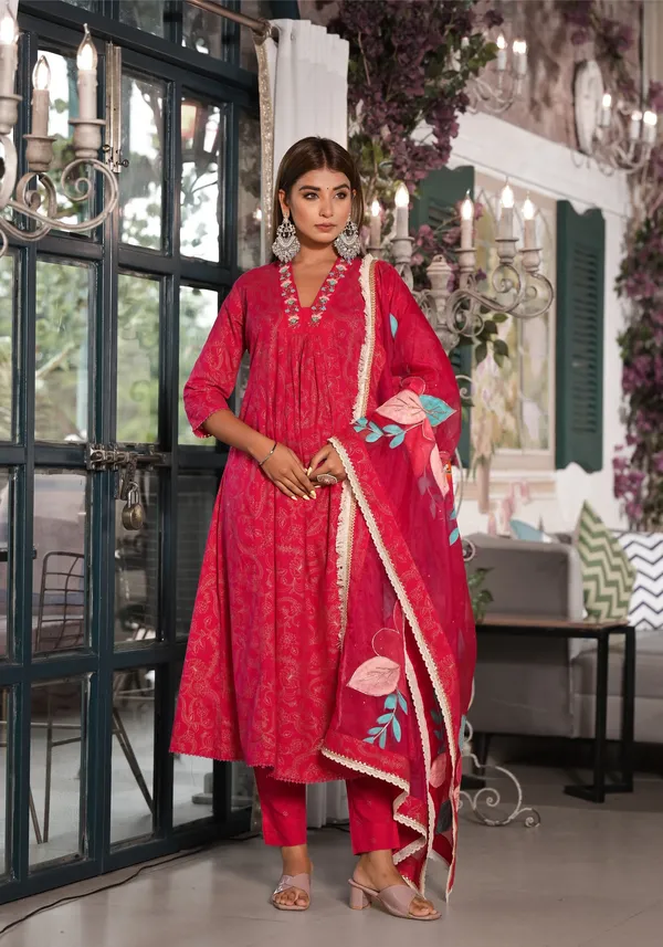 Maroon_Cotton_Premium_And_Elegant_Kurta_Sets_For_Women