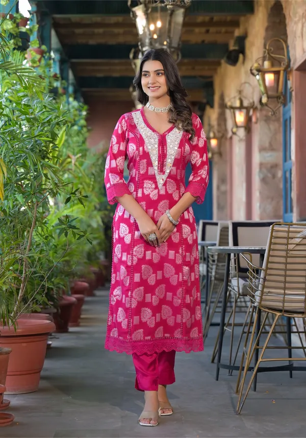 Pink_Cotton_Premium_And_Elegant_Kurta_Sets_For_Women