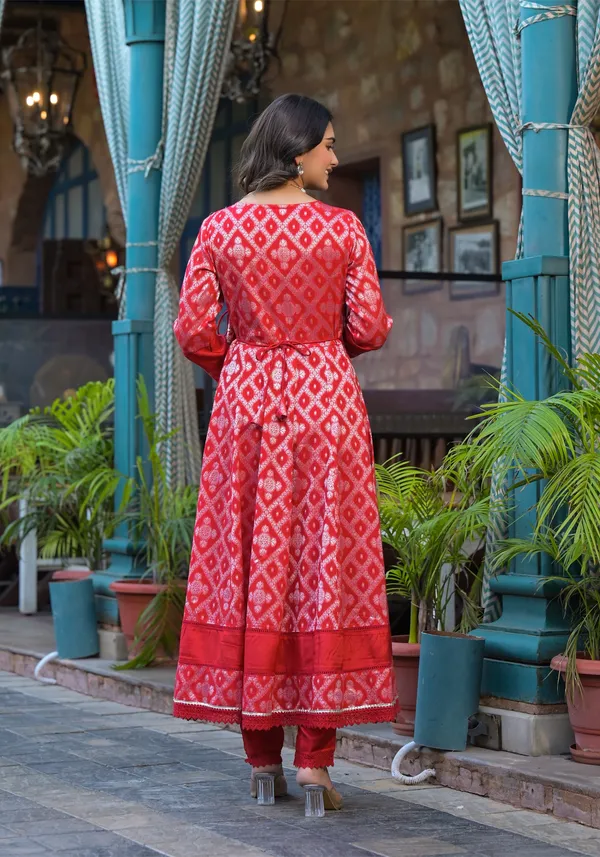 Maroon_Cotton_Premium_And_Elegant_Kurta_Sets_For_Women