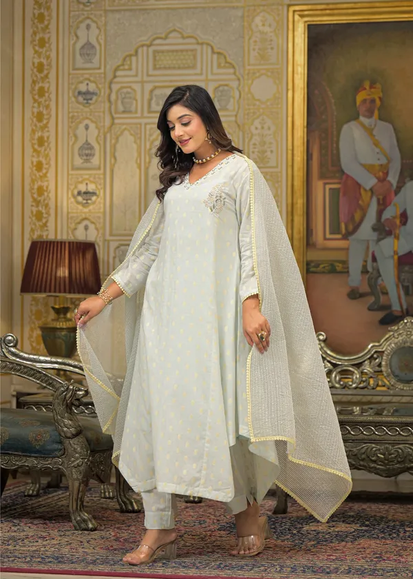White_Cotton_Premium_And_Elegant_Kurta_Sets_For_Women