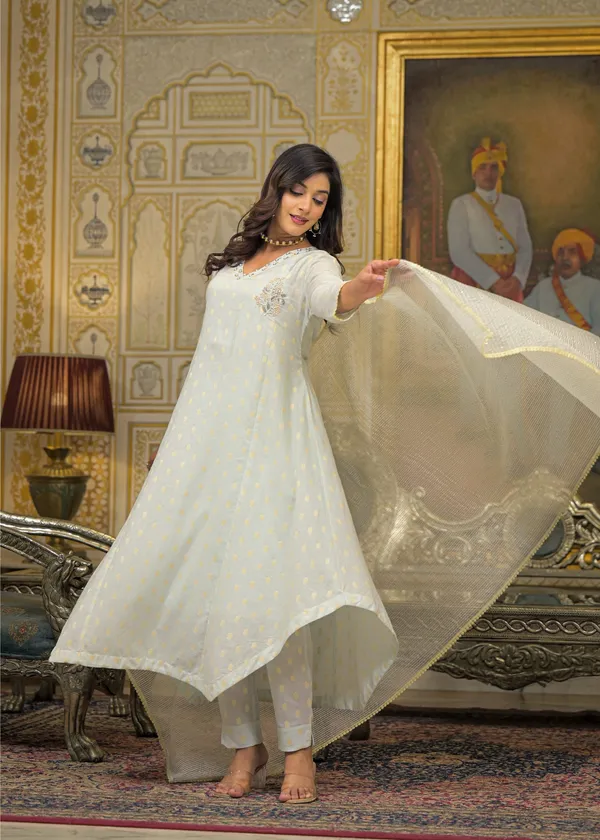 White_Cotton_Premium_And_Elegant_Kurta_Sets_For_Women