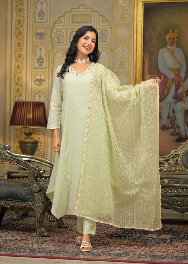 Green_Cotton_Premium_And_Elegant_Kurta_Sets_For_Women