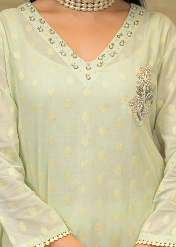 Green_Cotton_Premium_And_Elegant_Kurta_Sets_For_Women