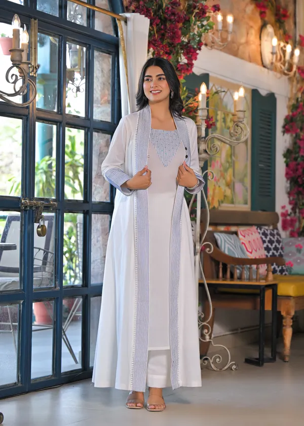 Blue_Cotton_Premium_And_Elegant_Kurta_Sets_For_Women