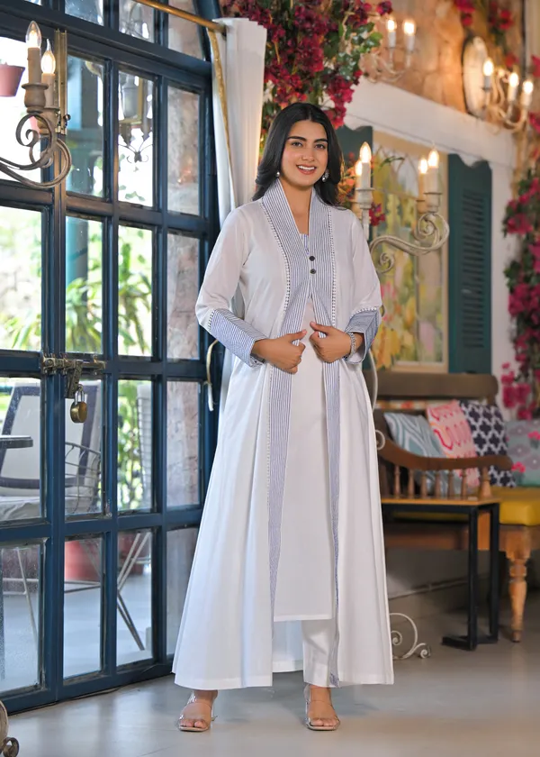 Blue_Cotton_Premium_And_Elegant_Kurta_Sets_For_Women