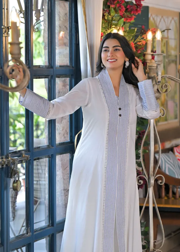 Blue_Cotton_Premium_And_Elegant_Kurta_Sets_For_Women