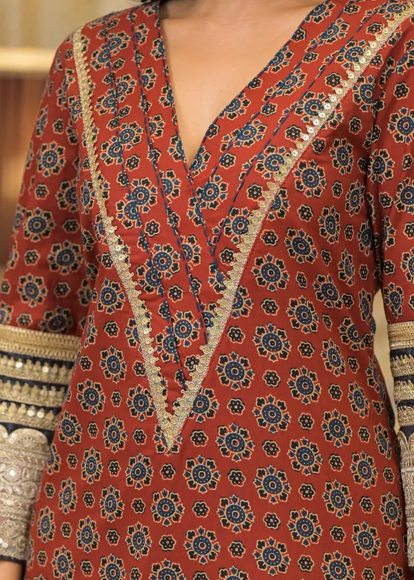Maroon_Cotton_Premium_And_Elegant_Kurta_Sets_For_Women