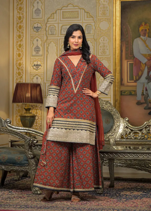 Maroon_Cotton_Premium_And_Elegant_Kurta_Sets_For_Women
