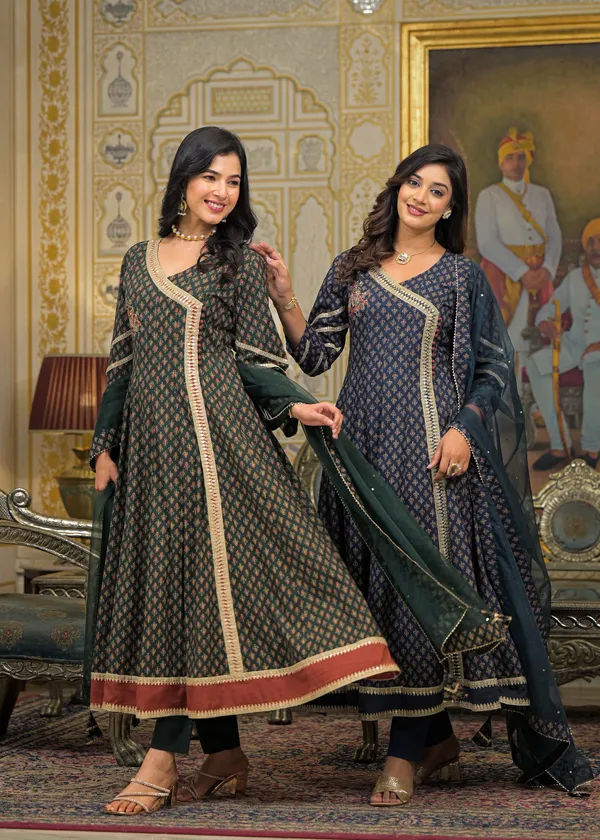 Navy_Blue_Cotton_Premium_And_Elegant_Kurta_Sets_For_Women