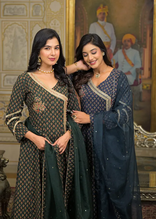 Navy_Blue_Cotton_Premium_And_Elegant_Kurta_Sets_For_Women