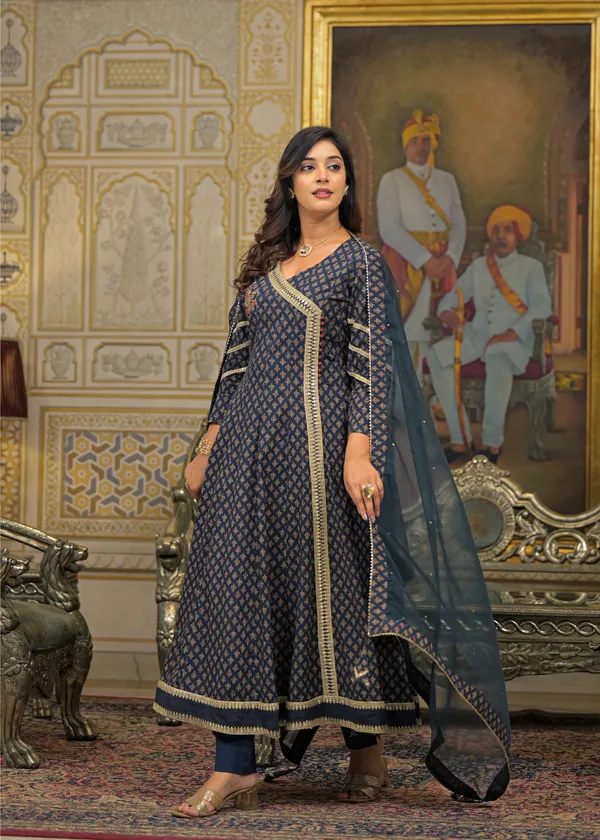 Navy_Blue_Cotton_Premium_And_Elegant_Kurta_Sets_For_Women