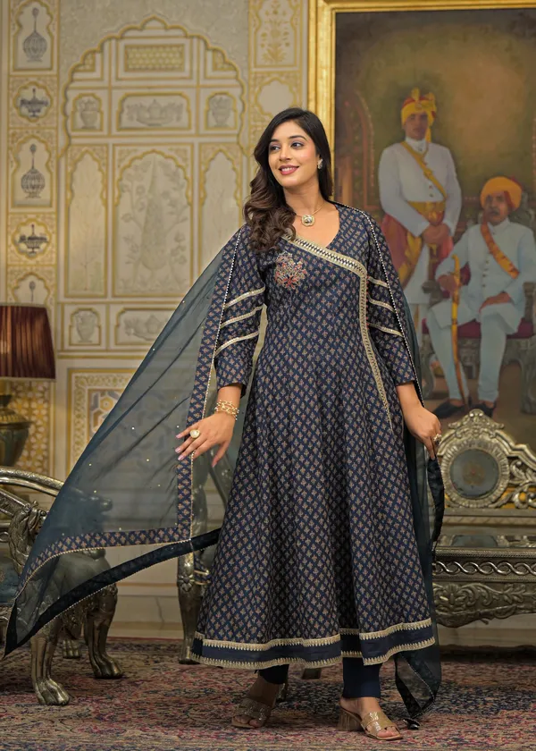 Navy_Blue_Cotton_Premium_And_Elegant_Kurta_Sets_For_Women