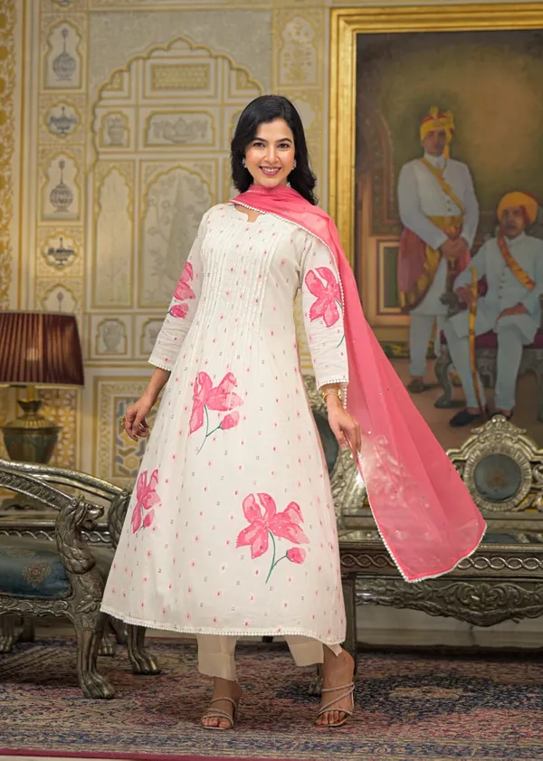 Pink_Cotton_Premium_And_Elegant_Kurta_Sets_For_Women