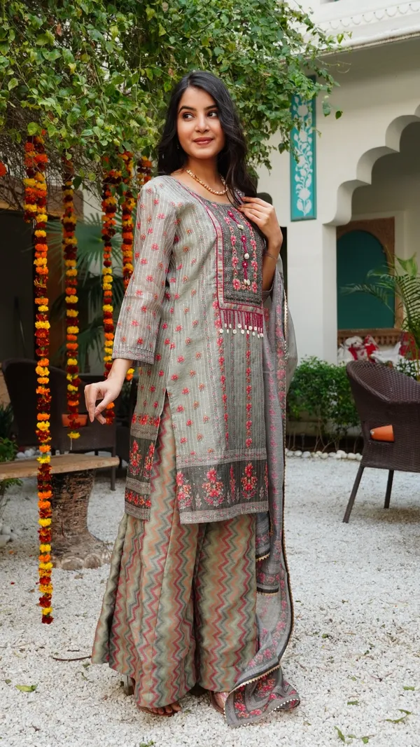 Beige_chander_Premium_And_Elegant_Kurta_Sets_For_Women