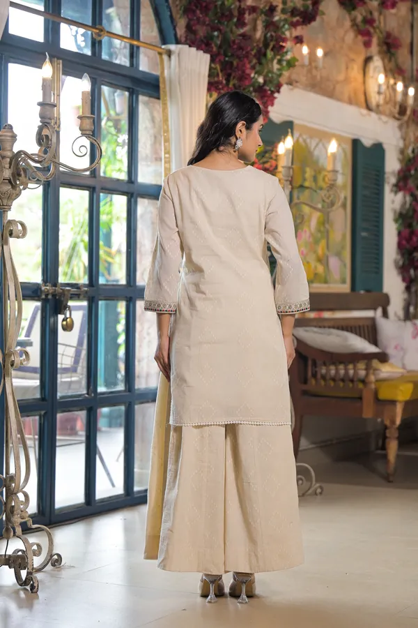 Off_White_Cotton_Premium_And_Elegant_Kurta_Sets_For_Women