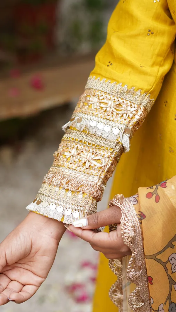 Yellow_silk_chanderi_Premium_And_Elegant_Kurta_Sets_For_Women
