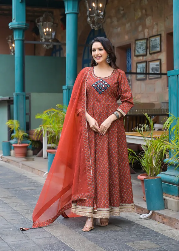 Maroon_Cotton_Premium_And_Elegant_Kurta_Sets_For_Women