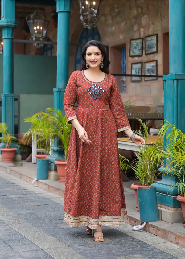 Maroon_Cotton_Premium_And_Elegant_Kurta_Sets_For_Women
