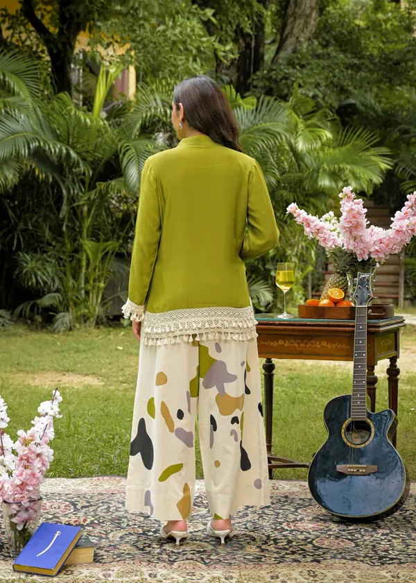 Olive_Crape_Premium_And_Elegant_Co-Ord_Set_For_Women