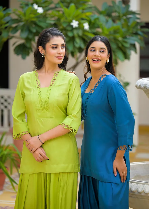 Blue_Cotton_Premium_And_Elegant_Kurta_Sets_For_Women