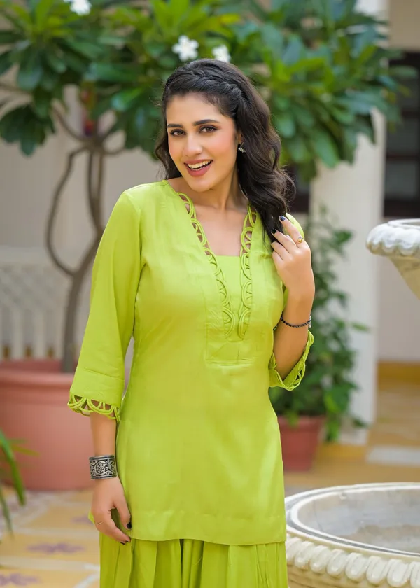 Lime_Green_Cotton_Premium_And_Elegant_Kurta_Sets_For_Women
