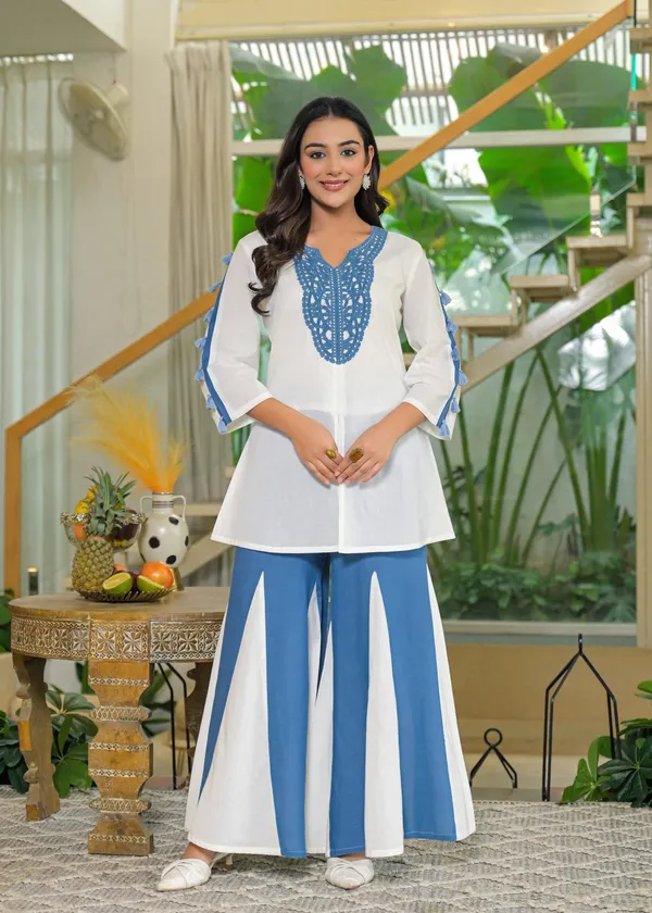 Blue_Crape_Premium_And_Elegant_Kurta_Sets_For_Women