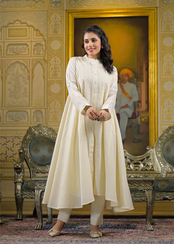 Off_White_Cotton_Premium_And_Elegant_Kurta_Sets_For_Women