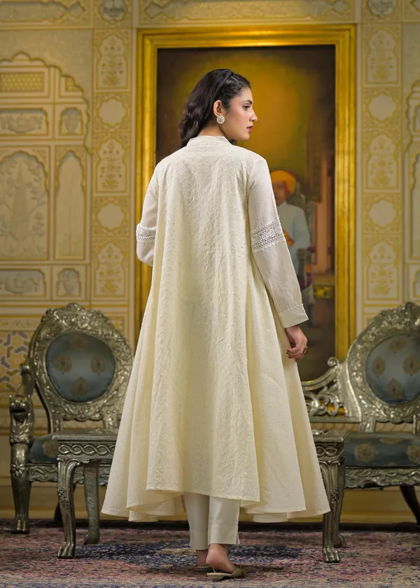 Off_White_Cotton_Premium_And_Elegant_Kurta_Sets_For_Women