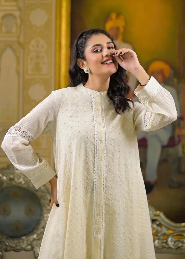 Off_White_Cotton_Premium_And_Elegant_Kurta_Sets_For_Women