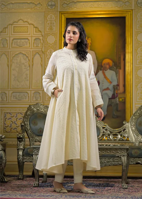 Off_White_Cotton_Premium_And_Elegant_Kurta_Sets_For_Women