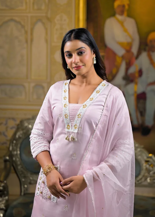 Pink_Cotton_Premium_And_Elegant_Kurta_Sets_For_Women