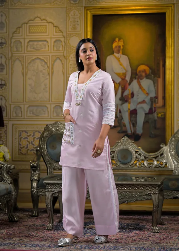 Pink_Cotton_Premium_And_Elegant_Kurta_Sets_For_Women