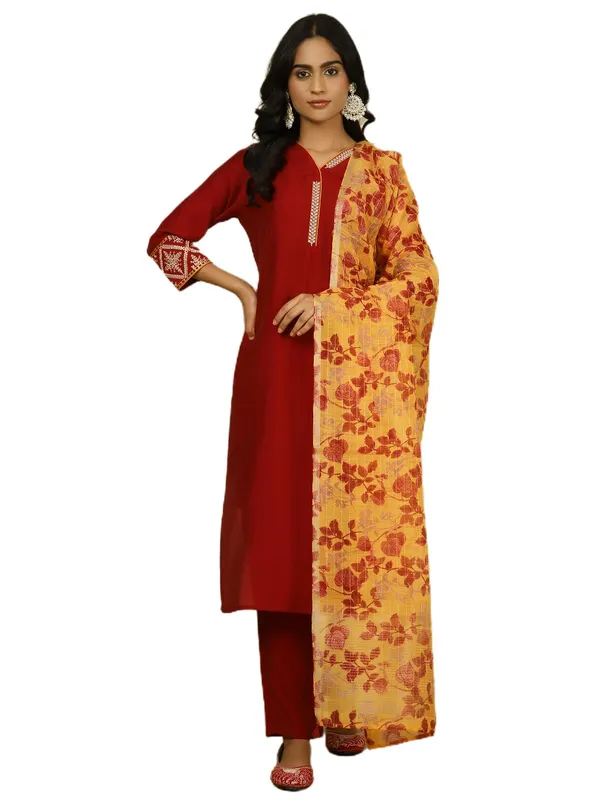 Maroon_Jaipur_Kurti_Maroon_Silk_Blend_Embroidered_Suit_Set