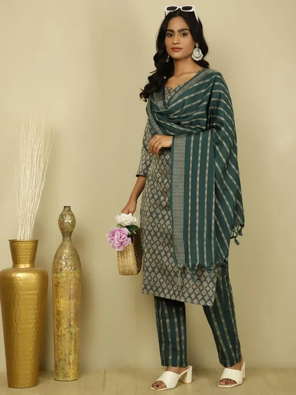 Dark_Green_Jaipur_Kurti_Dark_Green_Self_Design_Cotton_Blend_Suit_Set