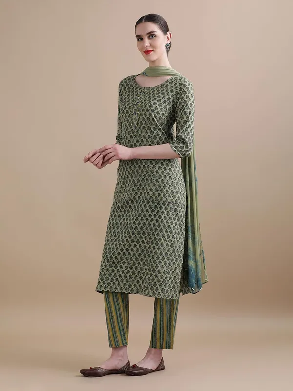 Green_Jaipur_Kurti_Pure_Cotton_Embroidered_Straight_Sawar_Suit_Sets_With_Dupatta