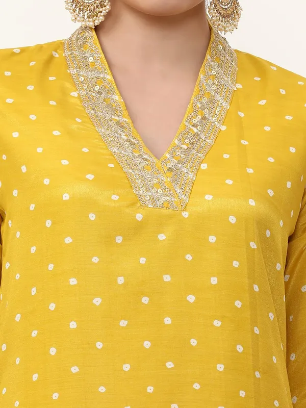 Mustard_Jaipur_Kurti_Embroidered_Ethnic_Motifs_Kurta_Sets_With_Dupatta
